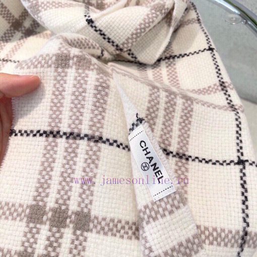 Chanel has become an irreplaceable iconic pattern of Chanel classics throughout historyThis 6ke7e8oq - Image 10