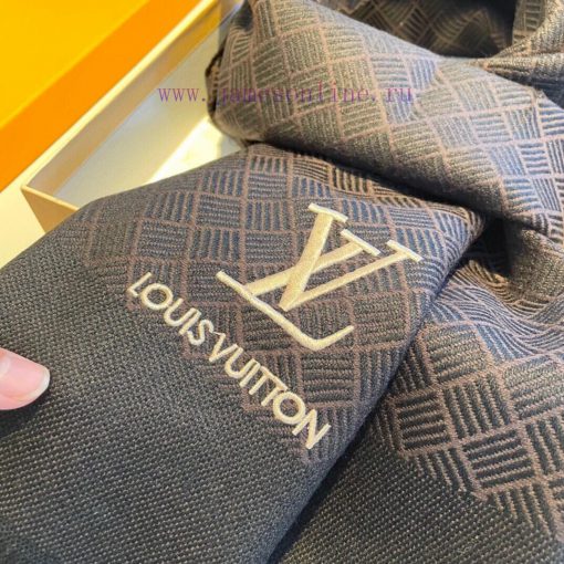 The LV scarf is a great benefit for both men and women, with a super gentle and stylish doub54em4h7d - Image 9