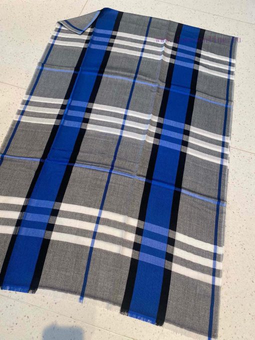 A refined lightweight scarf from Italy, made of plaid cashmere fabric and decorated with del3vf7mdii - Image 15