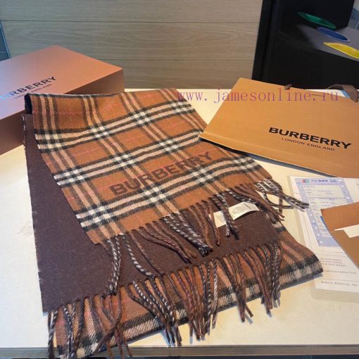 A warm and comfortable scarf made of soft cashmere fabric, decorated with Burberry plaid on 6e5hgflr - Image 8