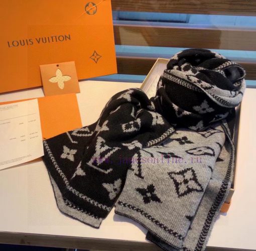 LV multifunctional knitted scarf, top-notch high-end product, stunning and versatile limitedysnougnf - Image 15