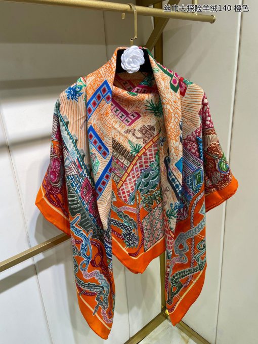 The new cashmere model is said to look good and is recommended for the Silk Scarf Adventure.gm4kuvm9 - Image 17