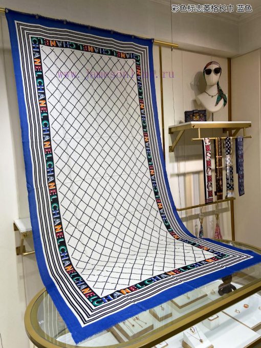 When it comes to the new Xiangjia colored logo diamond grid long scarf and cashmere long scakcfrc9r3 - Image 4