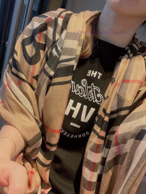 Burberry's new scarf and shawl are coming for inspection ‼burberry Original single palace lejip8i5kj - Image 12