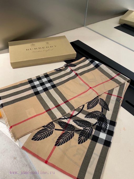 Burberry's formal wear series is exclusively for flagship stores, featuring VIP top-level im8l8h9m2y - Image 4