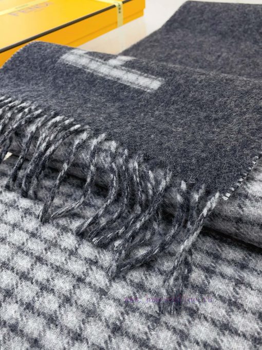 High quality thick Fendi new style, both men's and women's double-sided jacquard scarf, Fendkr19krjq - Image 10