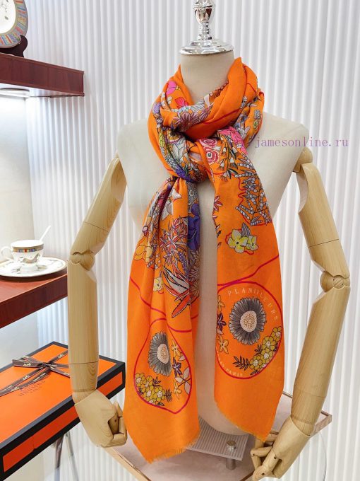 The 2023 new HERMES long scarf star model is 100% cashmere with 300 beautiful floral maps. Tphmyslvj - Image 8
