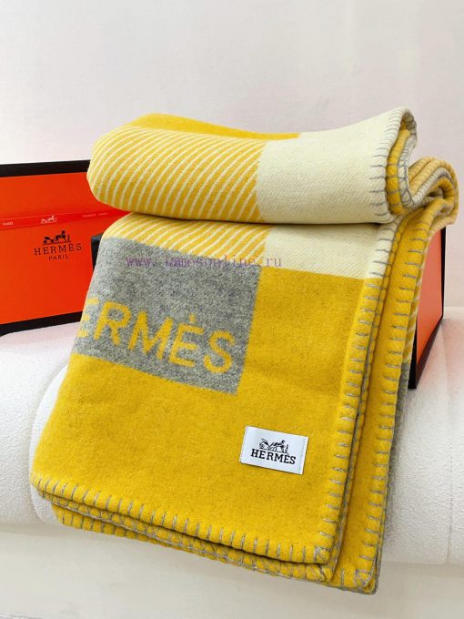 The H Riviera blanket series cashmere blanket is a product released by foreign trade companijfno0xn6 - Image 15