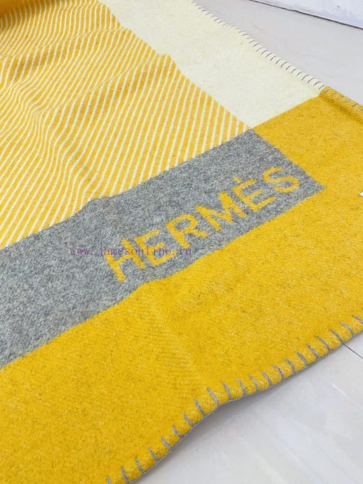 The H Riviera blanket series cashmere blanket is a product released by foreign trade companijfno0xn6 - Image 17