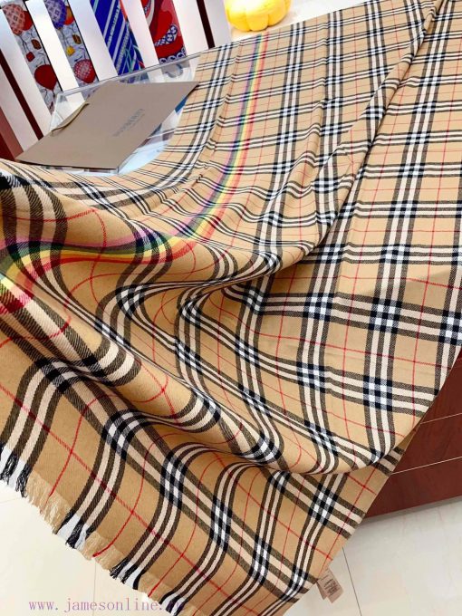 The Rainbow series is definitely one of the representative facial designs of the BURBERRY famut2qlc4 - Image 10