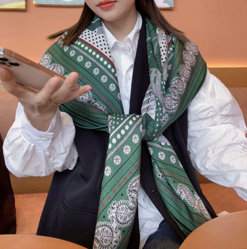 Zouaves and DragonsBandanaDesigner Virginie JaminSize and Material: 140cm Cashmere and Silkud8whdv9 - Image 18
