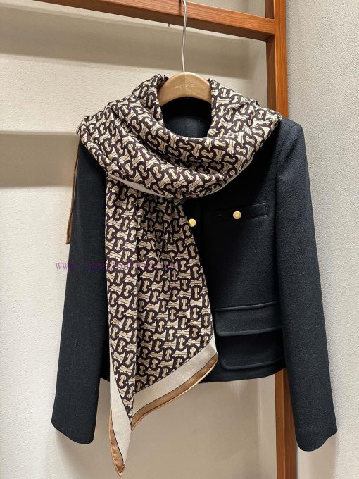 Earth Hazelnut Color SeriesScarce Burberry haute coutureClassic letters in the same color on3lvzyxin - Image 13