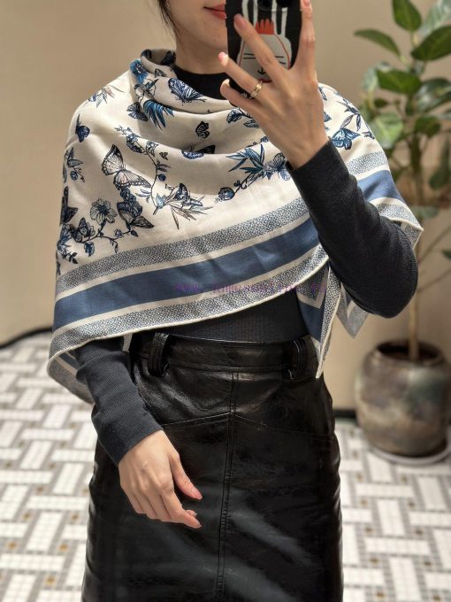 2024 Early Spring High End Edition110 * 110 Velvet Square TowelDIOR printed handkerchiefColoa4g8am9e - Image 6