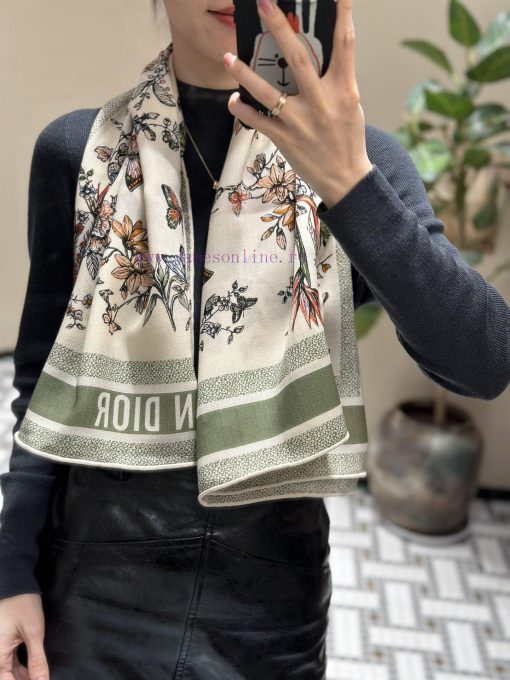 2024 Early Spring High End Edition110 * 110 Velvet Square TowelDIOR printed handkerchiefColowaafqlw2 - Image 9