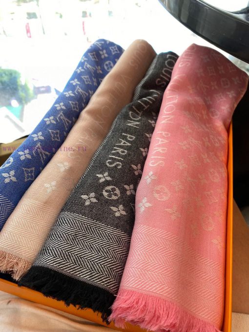 New colors will surely fail the hands of L family members. The most classic Louis Vuitton adq7o3tw8w - Image 11