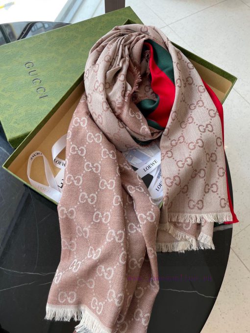 Relying solely on texture can establish a foothold in the world's most luxurious scarf exporjj2xf12n - Image 7