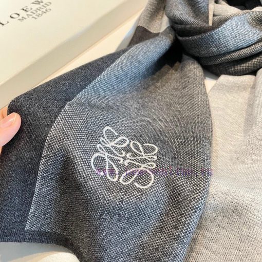 Rare high-end men's clothing, family benefits LOEWE embroidery 🪡 A very nice men's scarf~I lbqw48rau - Image 8