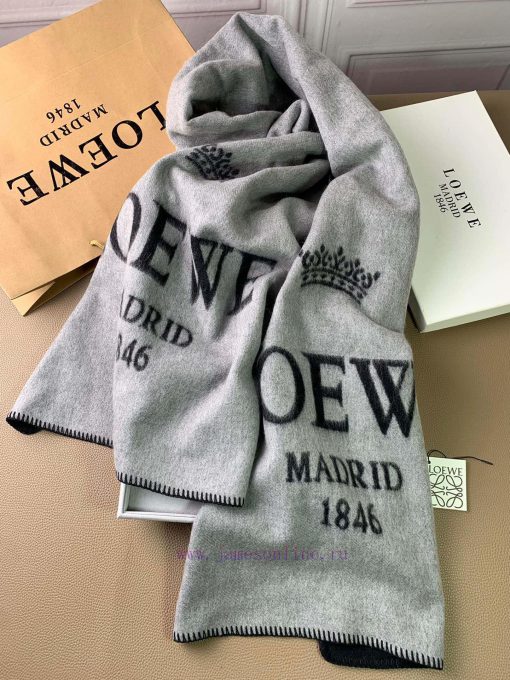 Loewe double-sided large character wool shawl long scarf is so fashionable and beautiful thazegertlj - Image 13