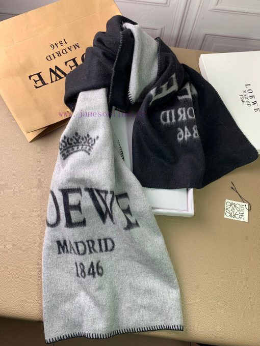 Loewe double-sided large character wool shawl long scarf is so fashionable and beautiful thazegertlj - Image 16