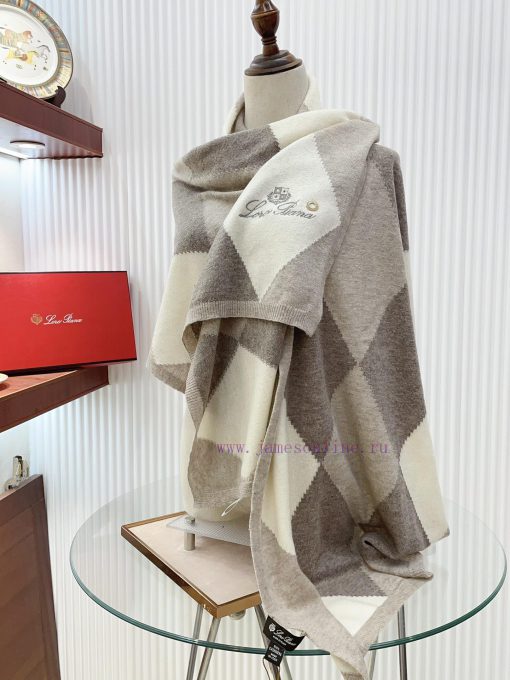 The 2023 new Lorapiana diamond patterned jacquard cashmere scarf features an epic level of cfchtlf4k - Image 10