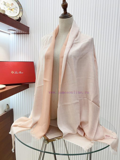 The low-key and luxurious Loro Piana new model can become elegant and tasteful in any occasih08jzay1 - Image 19