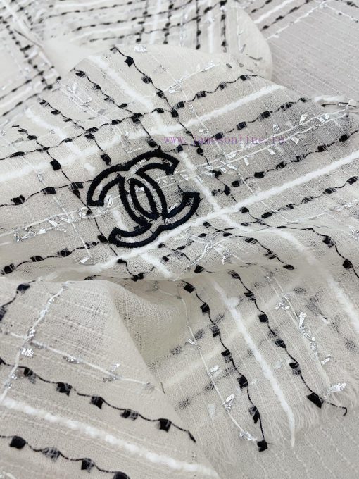 I can guarantee that I will love the super warm CHANEL autumn and winter new style. With my q45850ue - Image 9