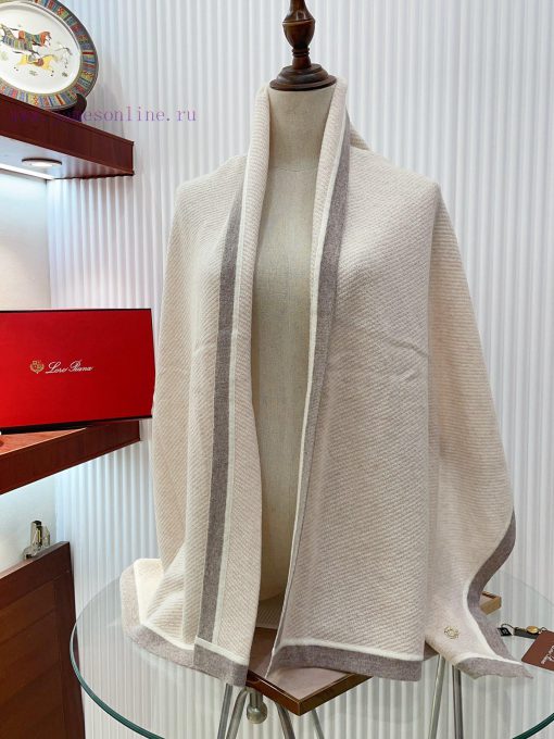 The low-key and luxurious Loro Piana new model can become elegant and tasteful in any occasihlh7it4k - Image 10