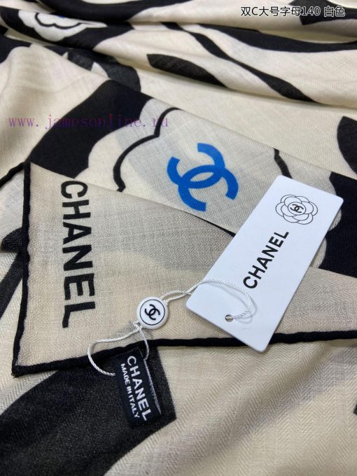 The new Double C Large Letter 140 Cashmere Square Scarf is recommended for VIP customers. Yo7rnwprsa - Image 10