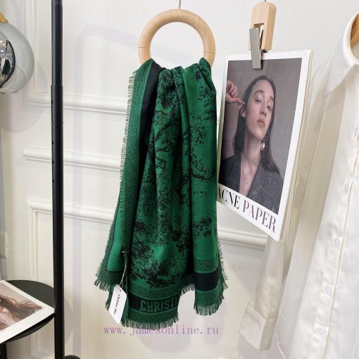 Do's latest flagship product is the D Zoo Silk Scarf 90 Tropical Rainforest Series, which is226bduzc - Image 4