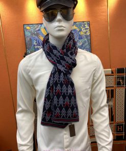 LV Super Likes Very Stable Our Men's Scarf and Buy It and Cherish It~~Men's scarves are realuciazizj