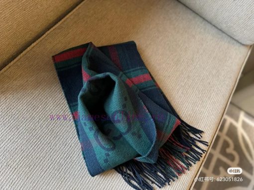 Gucci's new wool scarf is simply designed for winter100% wool, size 190x33cmBoth sides have pef7l14n - Image 5