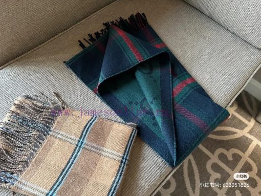 Gucci's new wool scarf is simply designed for winter100% wool, size 190x33cmBoth sides have pef7l14n - Image 8