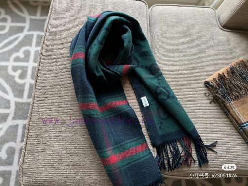Gucci's new wool scarf is simply designed for winter100% wool, size 190x33cmBoth sides have pef7l14n - Image 19