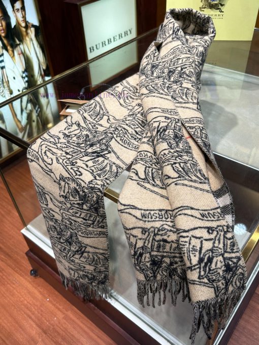 The popular item is the Burberry Warrior Knight Double sided shawl, which looks great in var7hmoxota - Image 5