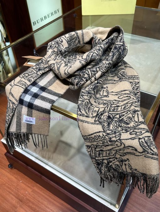 The popular item is the Burberry Warrior Knight Double sided shawl, which looks great in var7hmoxota - Image 15