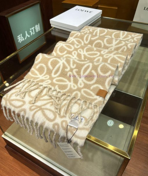 Loewe's new wool alpaca wool scarf, Stockholm's warm color, falls in love at first sight, wiefwrbi9m - Image 6