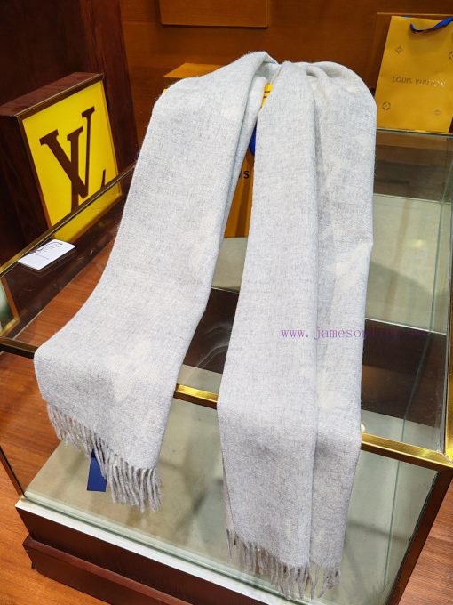 . Grey white, stunning and timeless LV REYKJAVIK cashmere scarf Hot selling item in mainlandscep3tt2 - Image 14