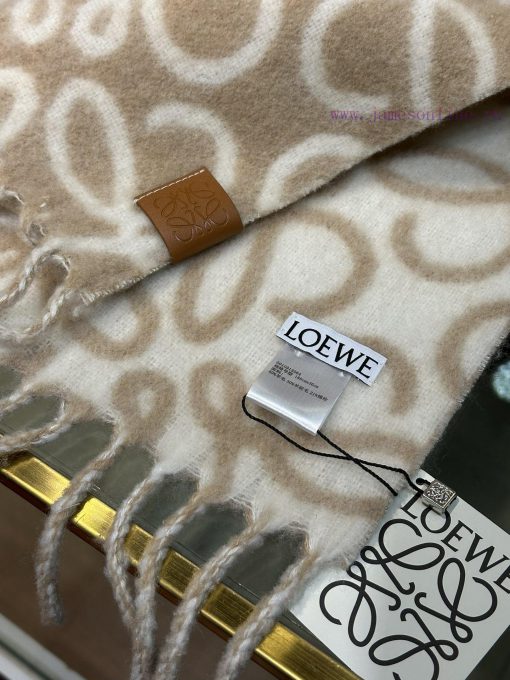 Loewe's new wool alpaca wool scarf, Stockholm's warm color, falls in love at first sight, wiefwrbi9m - Image 17