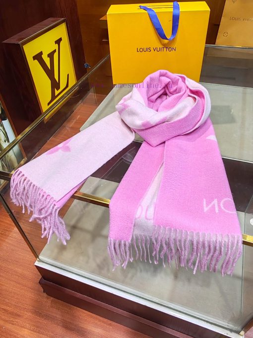 . Pink white, stunning and timeless LV REYKJAVIK cashmere scarf Hot selling item in mainlandnwrbdkip - Image 15