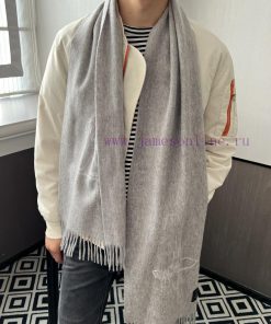 LOUIS VUITTON Louis Vuitton Men's Scarf - Buy and cherish it now - Men's scarves are really dsr1wmwf
