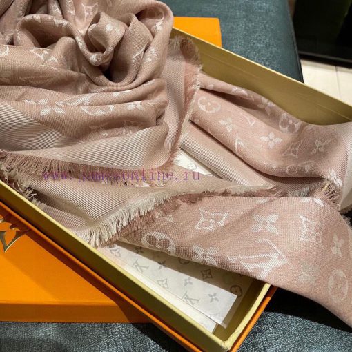 The classic Louis Vuitton design is a must-have for families. It uses dark jacquard technolofmlolaxf - Image 7