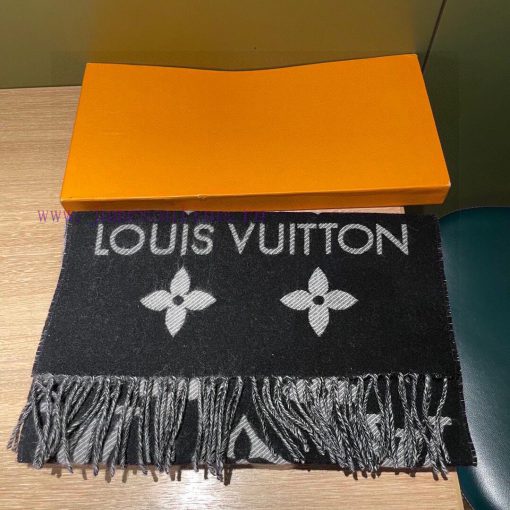 𝐋𝐨𝐮𝐢𝐬𝐕𝐮𝐢𝐭𝐭𝐨𝐧 Popular "ESSENTIAL2 Scarf"Size 186x34cm 100% combed woolExtend the distance betbfgfok6z - Image 3