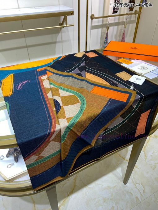 The new cashmere product is said to look good and recommended as a saddle cushion. It is a d7wd9cca1 - Image 9