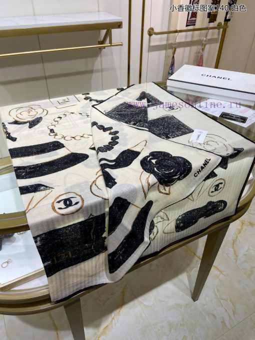 The new Chanel logo pattern 140 cashmere square scarf is highly recommended for VIP customeriq3vvged - Image 9