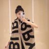 Newly released BURBERRY double-sided wool and glossy blend long scarf, resembling scattered wx6opjxe
