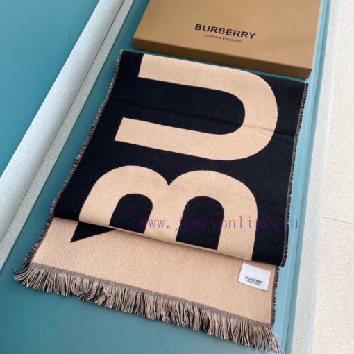 Newly released BURBERRY double-sided wool and glossy blend long scarf, resembling scattered wx6opjxe - Image 12