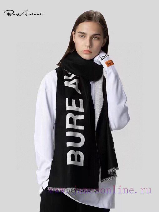 All of them are classic letters, double-sided cashmere scarves on sale. They are the leadingnwdtaf5c