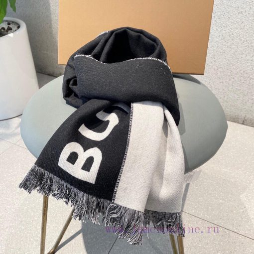 All of them are classic letters, double-sided cashmere scarves on sale. They are the leadingnwdtaf5c - Image 17