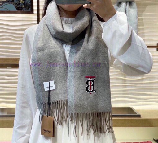 Burberry Classic Style Synchronized Cashmere TB Shawl in Stock, Essential for Closets, VIP Rghj39un2 - Image 10