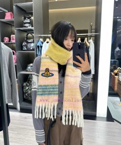 2023 Xiaohongshu popular models 𝐕𝐢𝐯𝐢𝐞𝐧𝐧𝐞𝐖𝐞𝐬𝐭𝐰𝐨𝐝 🪐Classic Saturn mohair scarf by Vivienne Wes2sb3ki7r